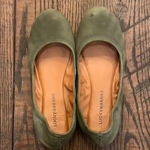 Lucky Emmie flats. Sz 9.5